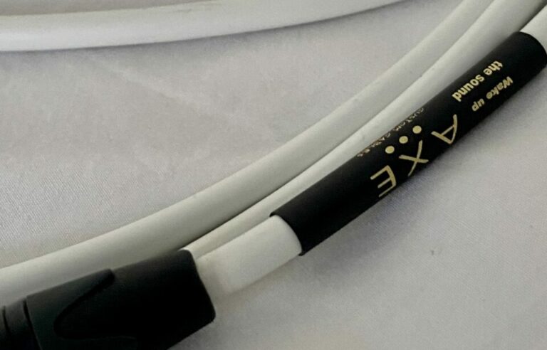 Axe Custom Guitar Cables - Up Close