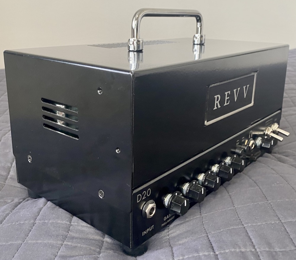 Revv D20 - Front Quater