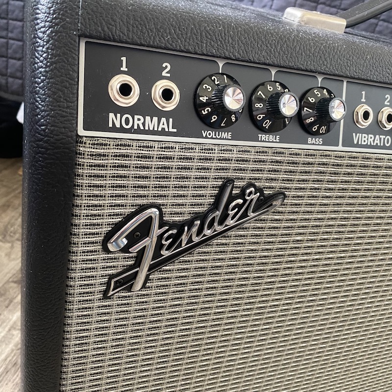 Fender Deluxe Reverb Tone Master - Front Panel 1