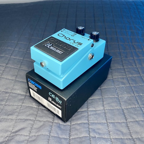 Boss CE-2 - Pedal on top the Box