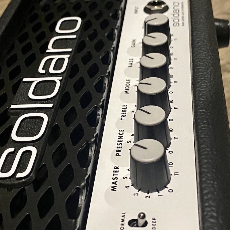 Soldano SLO-Mini Head - Control view